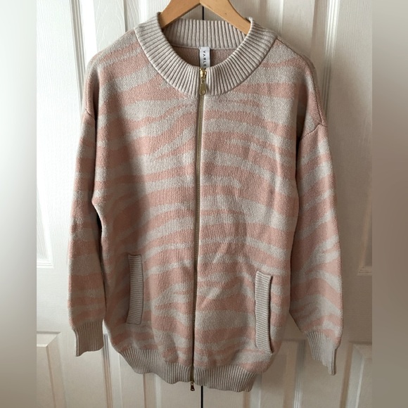 VARLEY Mayberry Pink Blush Gray Zebra Wool Blend Full-Zip Oversized Sweater SZ S - Picture 2 of 7